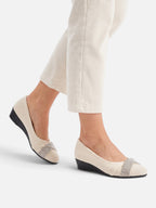 Women's Suede Look Diamante Bow Detail Ballet Flats
