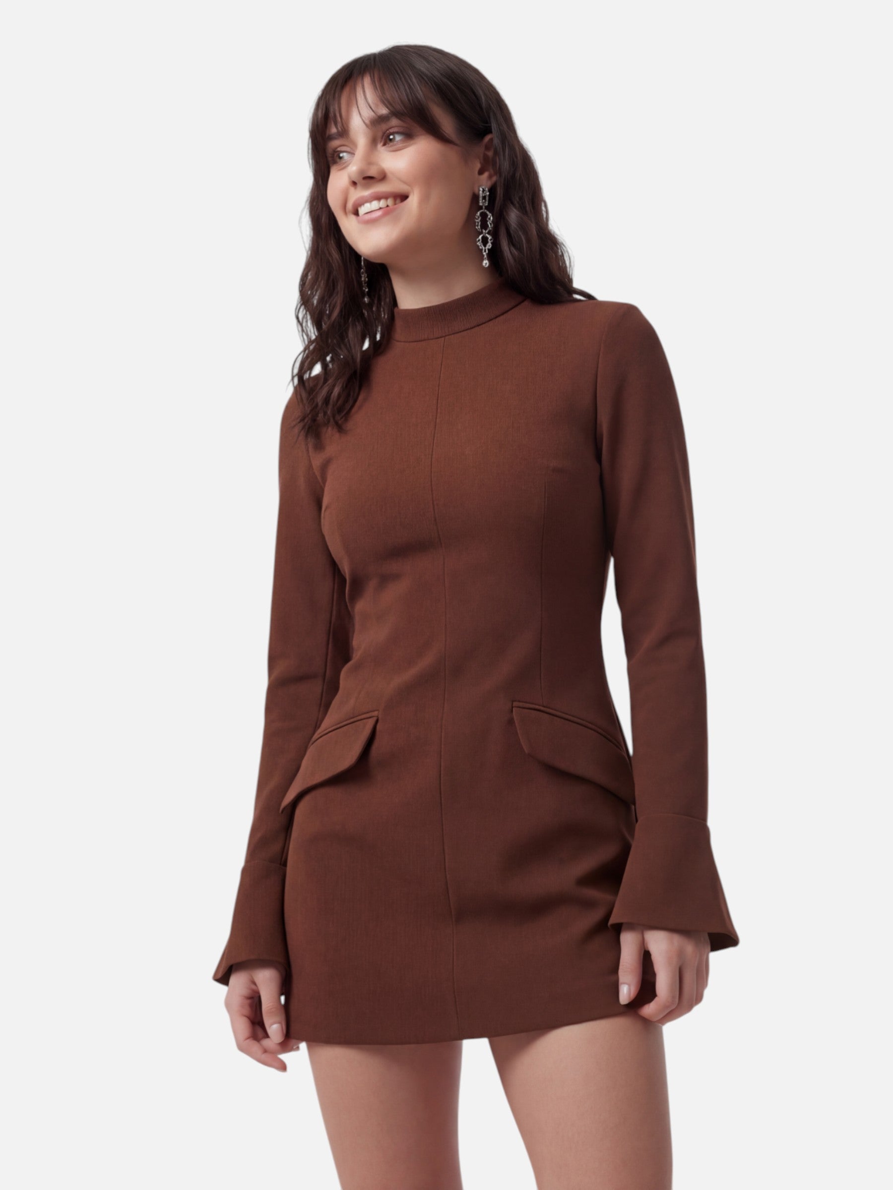 Vestido corto elegante de manga larga para mujer