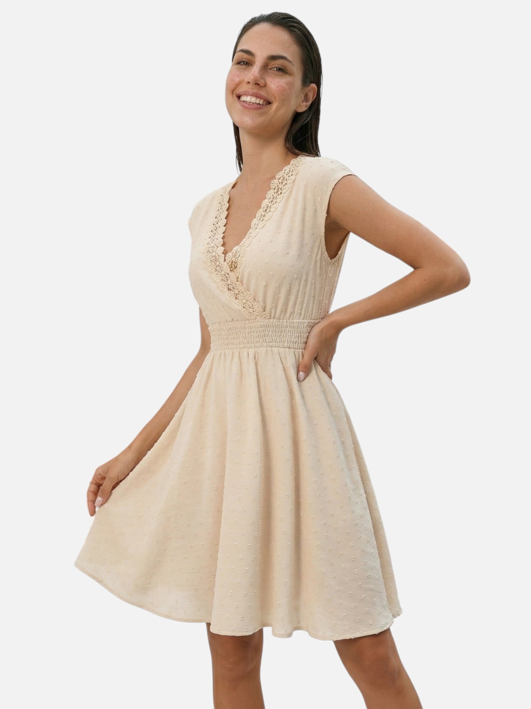Vestido ligero y fluido con cuello de encaje y cintura ajustada para mujer