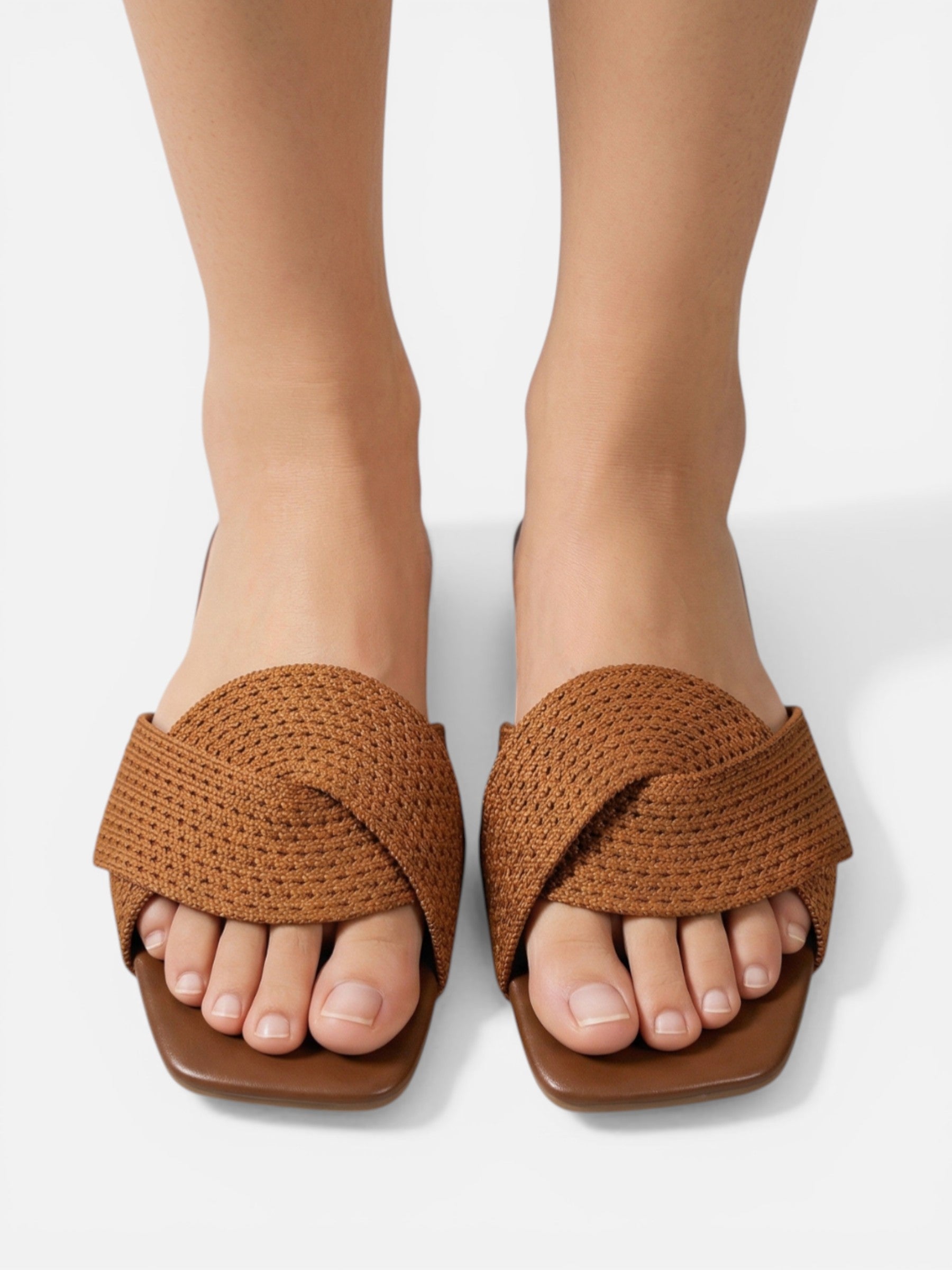 Sandalias planas con tiras cruzadas texturizadas estilo minimalista para mujer