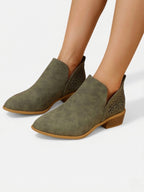 Bottines femme ajourées à talon bas confort style western