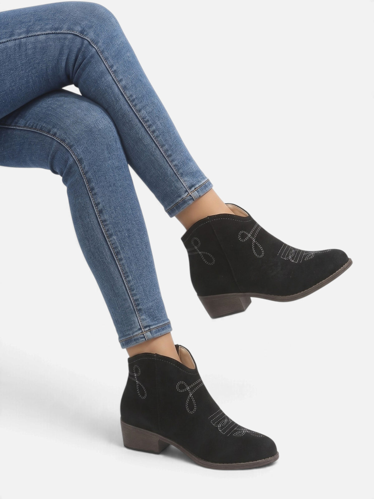 Women’s Embroidered Side Zip Ankle Cowboy Boots