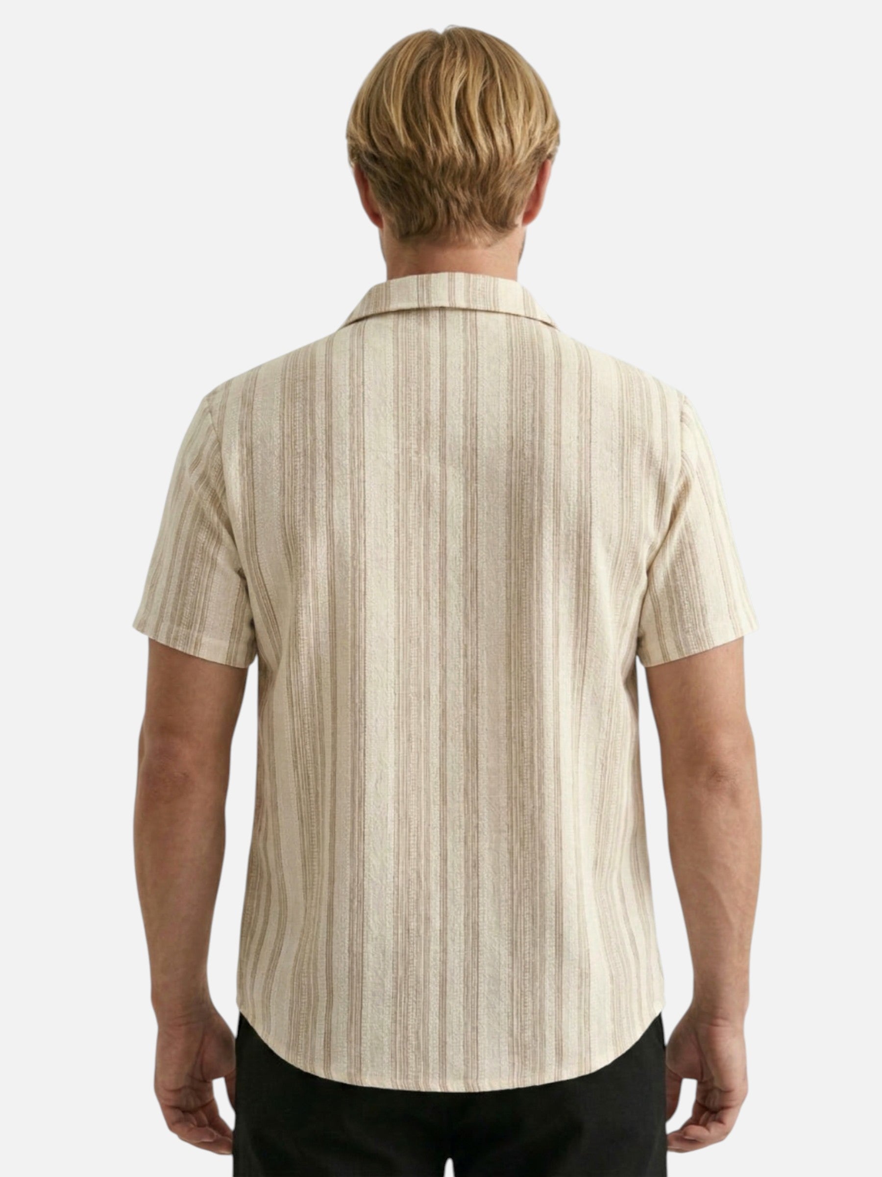 Light striped breathable fabric short-sleeve shirt for men