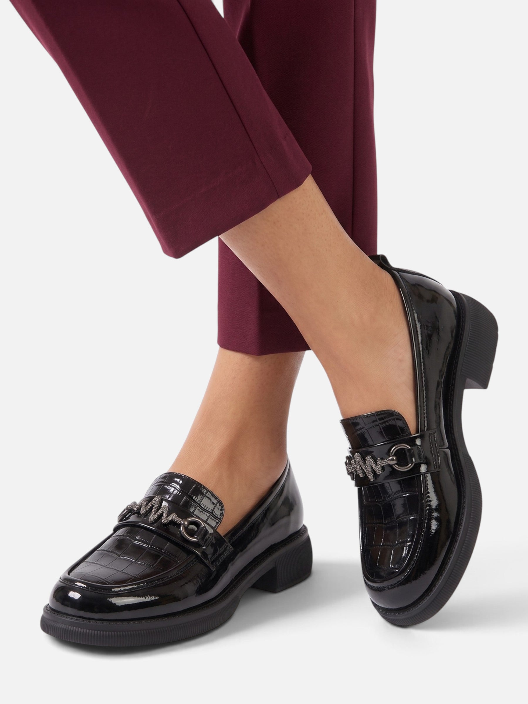 Mocassins Femme Vernis Effet Croco Chaîne Strass