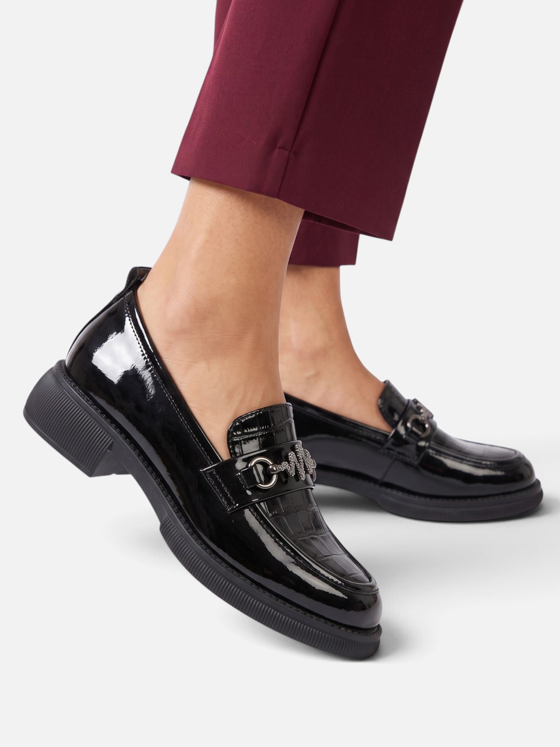Mocassins Femme Vernis Effet Croco Chaîne Strass