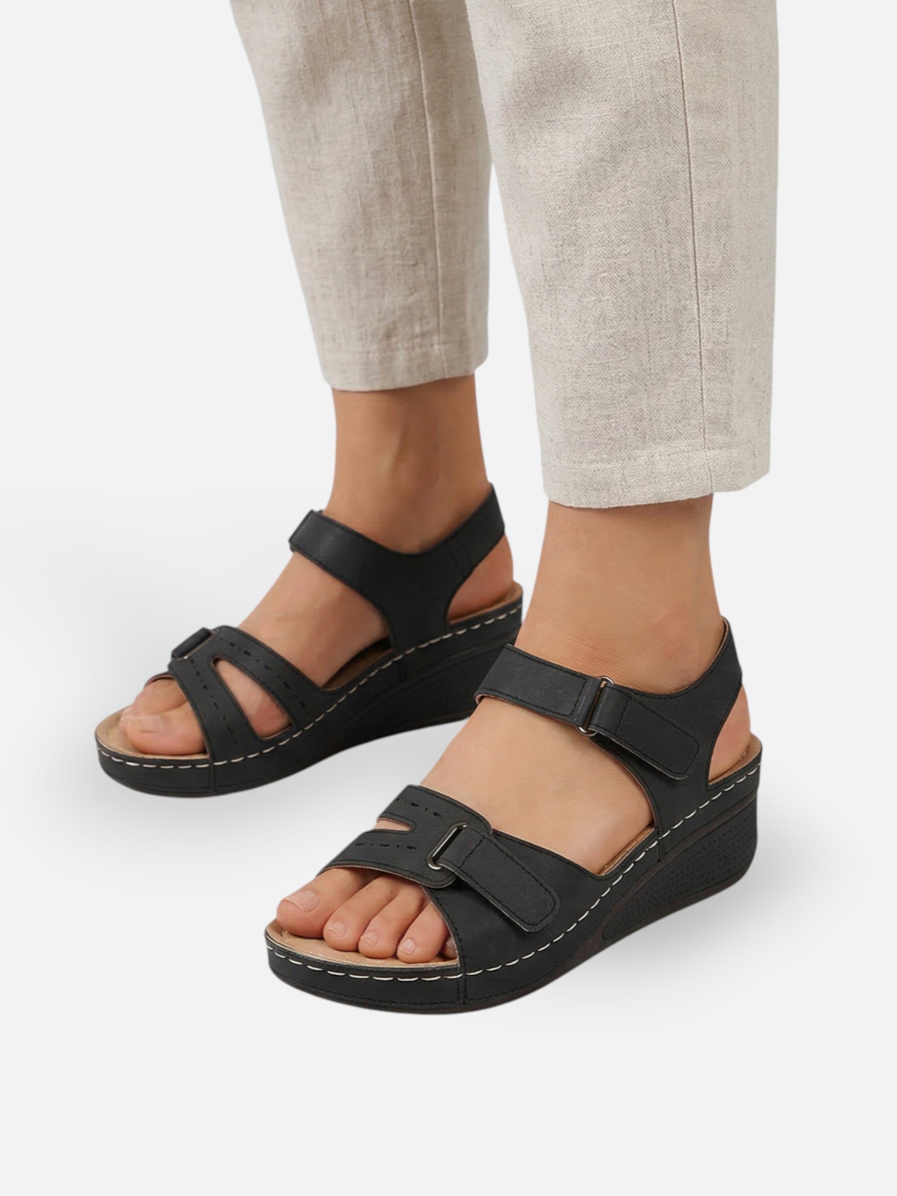Sandales femme à semelle compensée confortables et réglables pour été