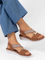 Women's Cross Strap Wedge Sandals with Ring Detail