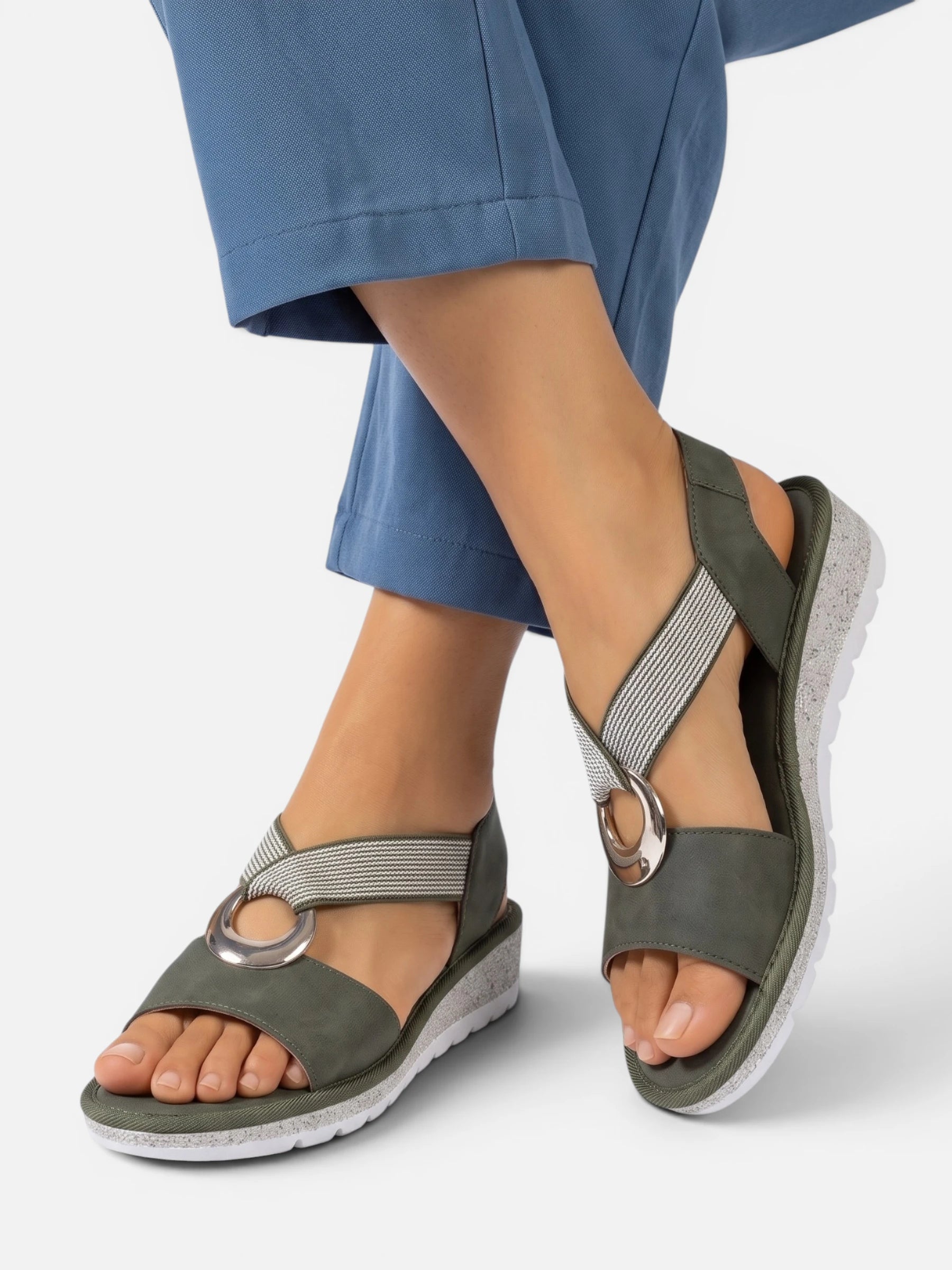 Women's Cross Strap Wedge Sandals with Ring Detail