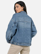 Oversize dámská džínová bunda – ležérní a moderní styl