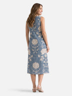 Robe midi bleue sans manches imprimé floral et col rond