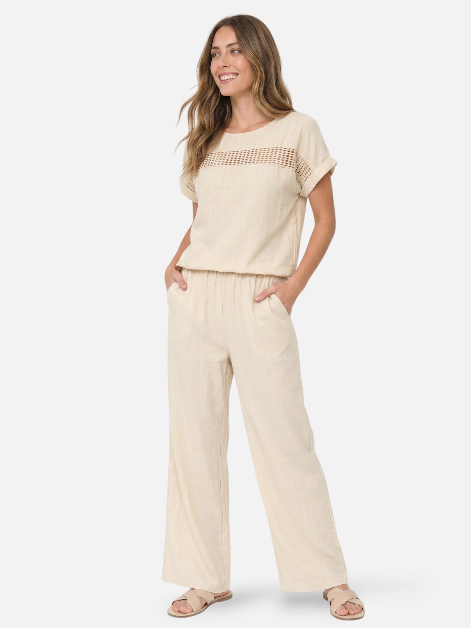 Light and elegant women's set with flowy pants