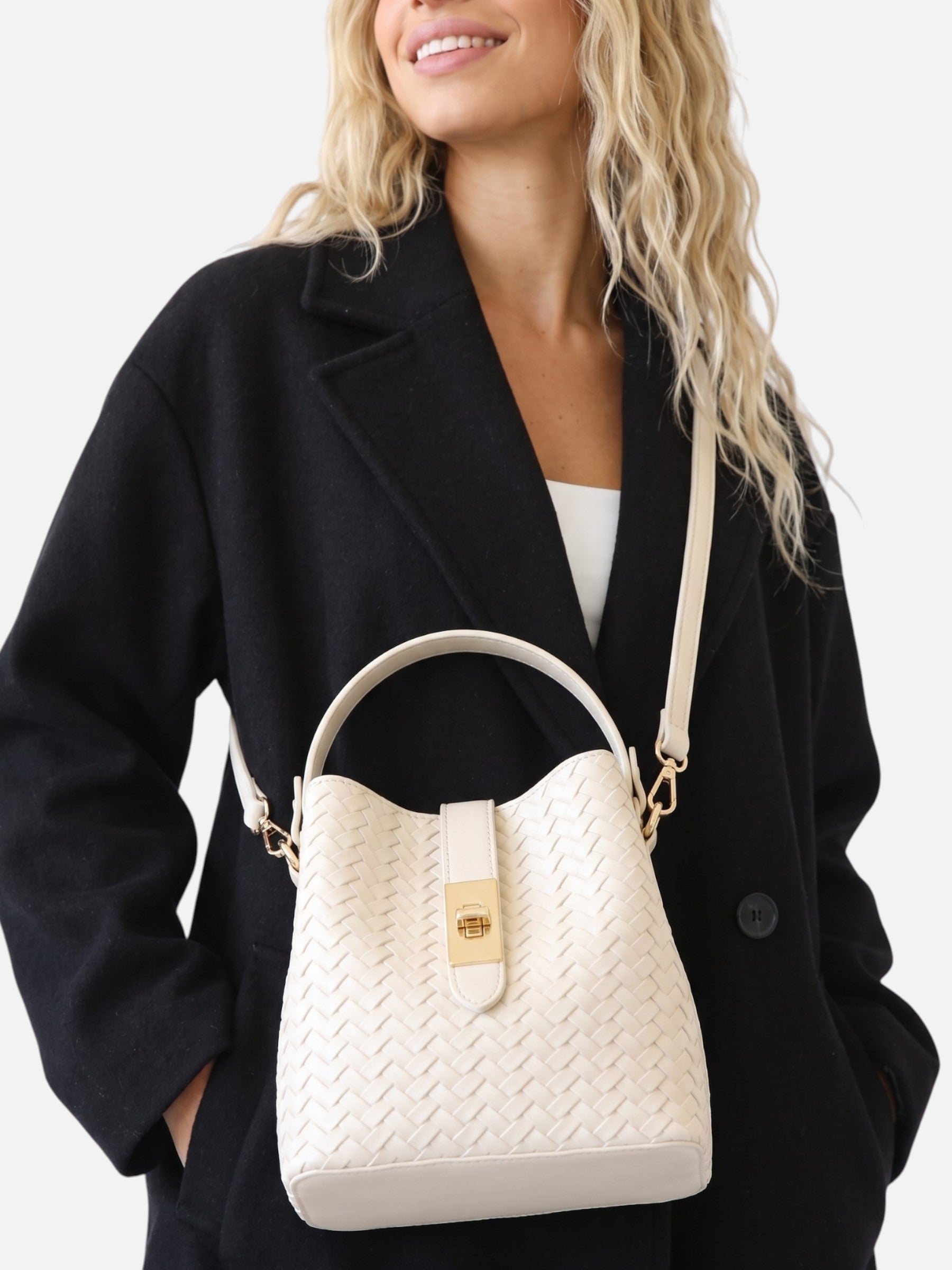 Women's Woven Leather Bucket Bag