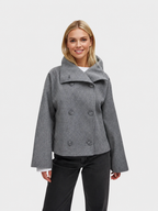 Chaqueta corta elegante con gran cuello para mujer
