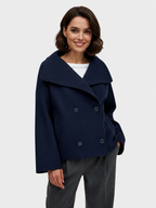 Chaqueta corta elegante con gran cuello para mujer